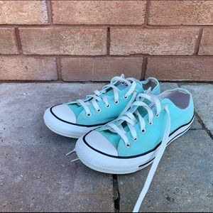 Turquoise Converse Unisex Size 7 Men - 9 Women